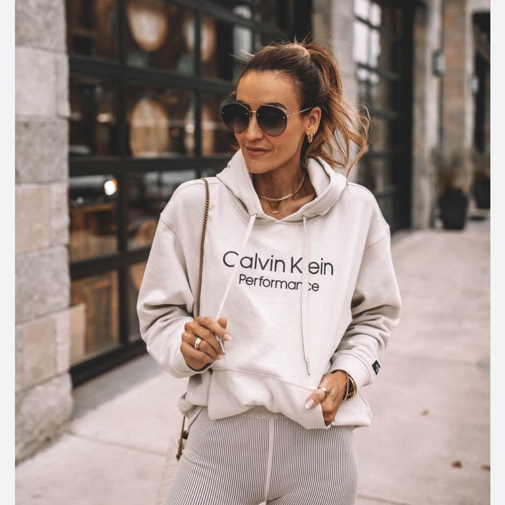 Calvin Klein Cropped Pullover (No Pockets)